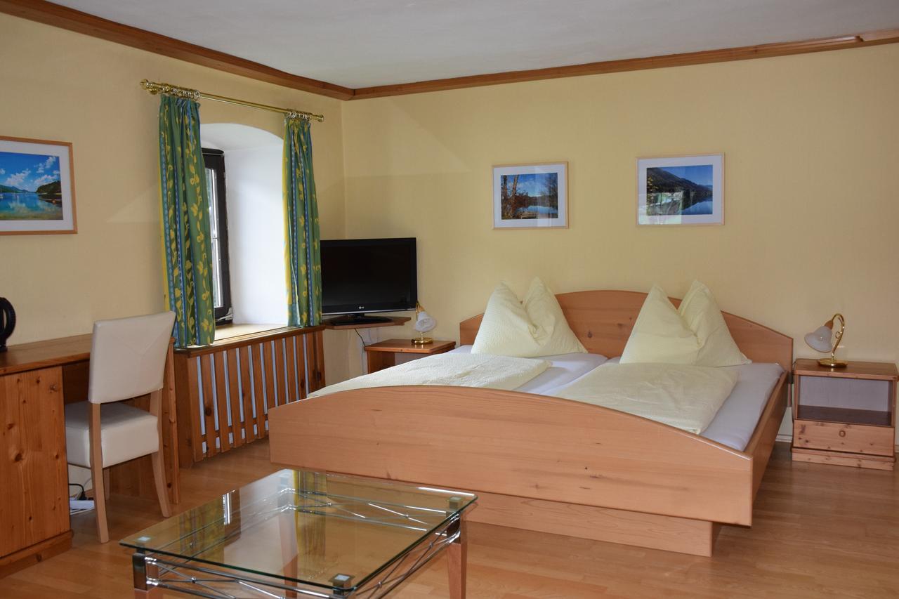 Pension Hohenau Hotel Fuschl am See Bagian luar foto