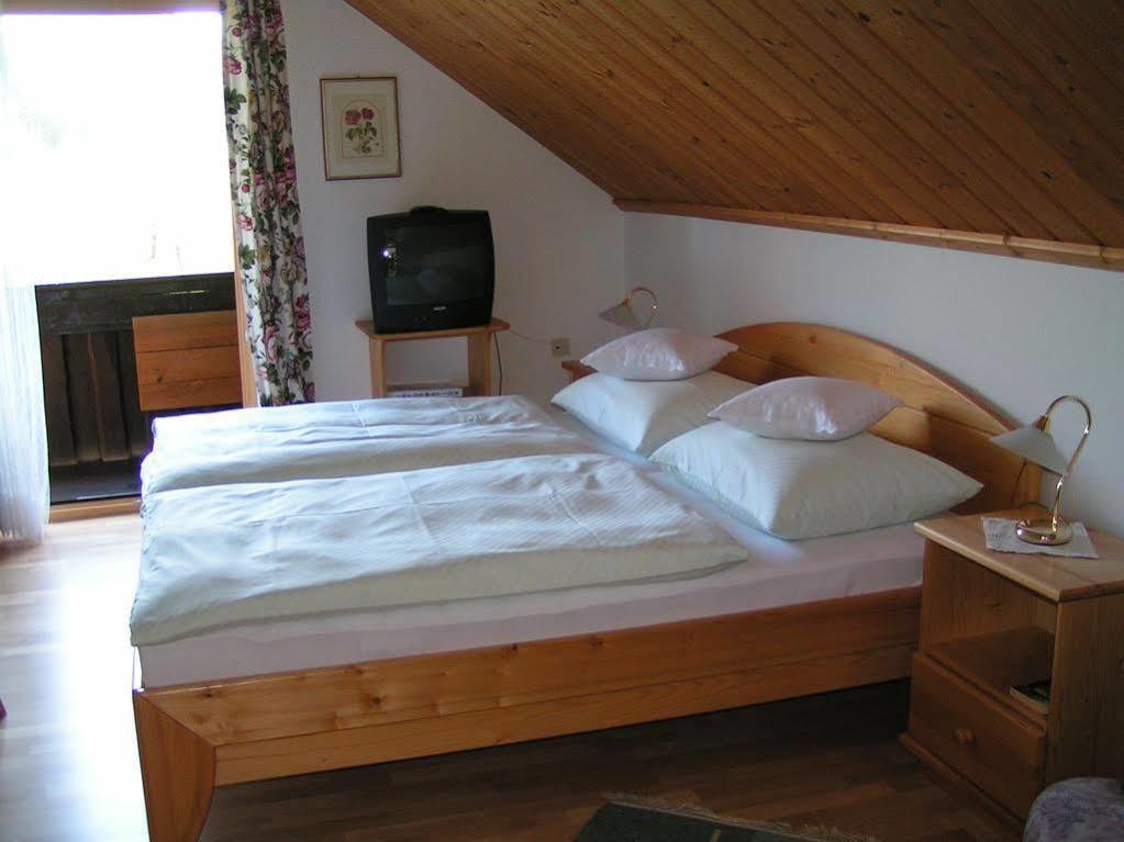 Pension Hohenau Hotel Fuschl am See Bagian luar foto